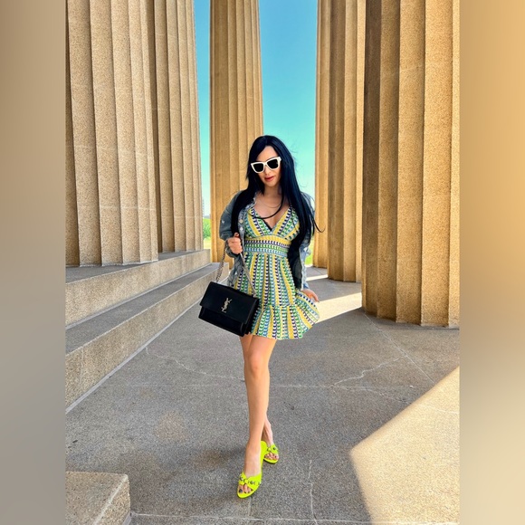 Meet your Posher, Viktoriya - Picture 6 of 11